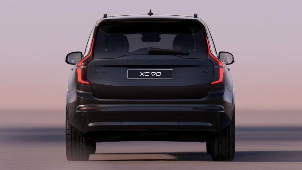 Volvo XC90 Black Edition: A Bold Hybrid SUV with Unmatched Style