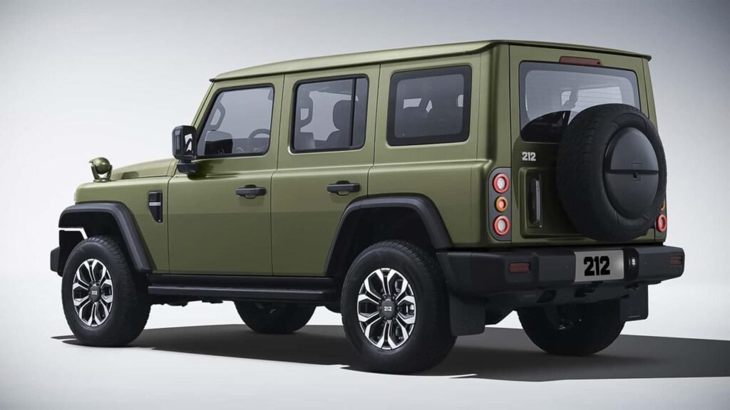 BAW 212:  Gelandwagen Based on the Russian UAZ 469