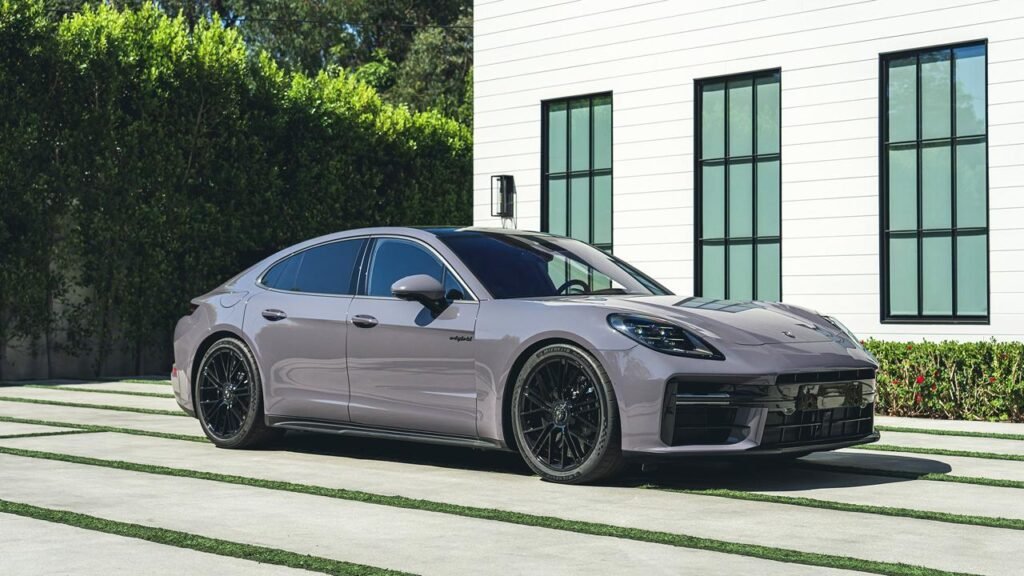 Porsche Panamera Turbo S E-Hybrid: A Supercar-Like Hatchback