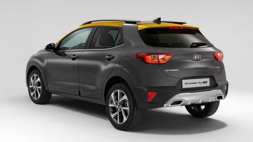 Kia Stonic GT Line Review: A Fresh Bumper and Bold Colors for $30,000 — Is That Enough?