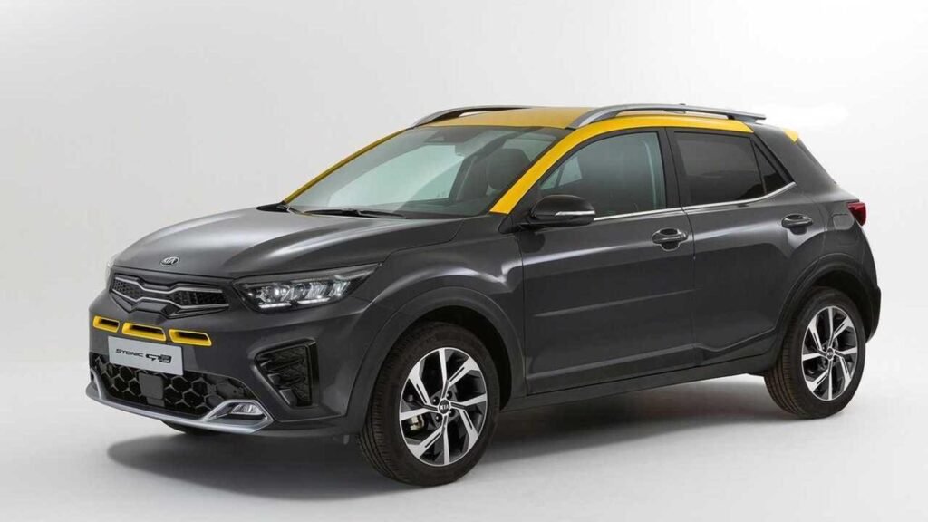 Kia Stonic GT Line Review: A Fresh Bumper and Bold Colors for $30,000 — Is That Enough?