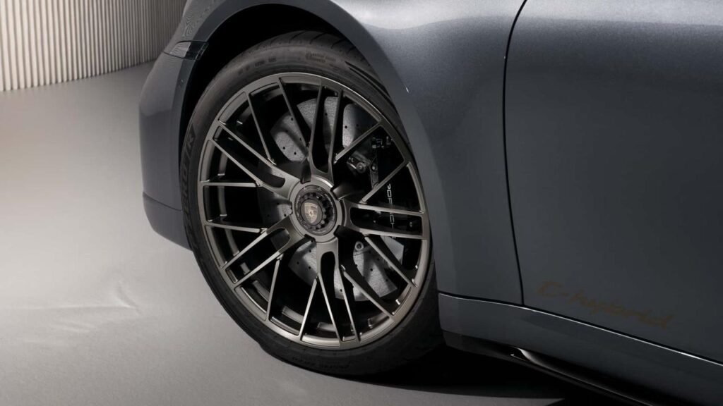Porsche 911 Turbo S (2025): 701 HP, Electric Turbines, and the Most Powerful 911 Ever Built