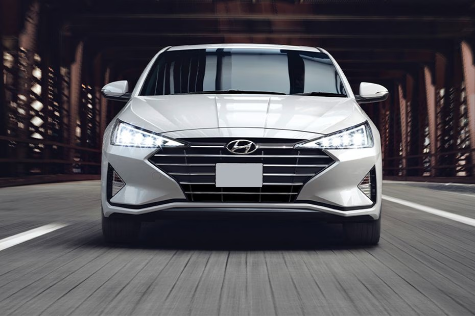 Is the Elantra 1.6 SE Pakistan's Best Sedan Value?