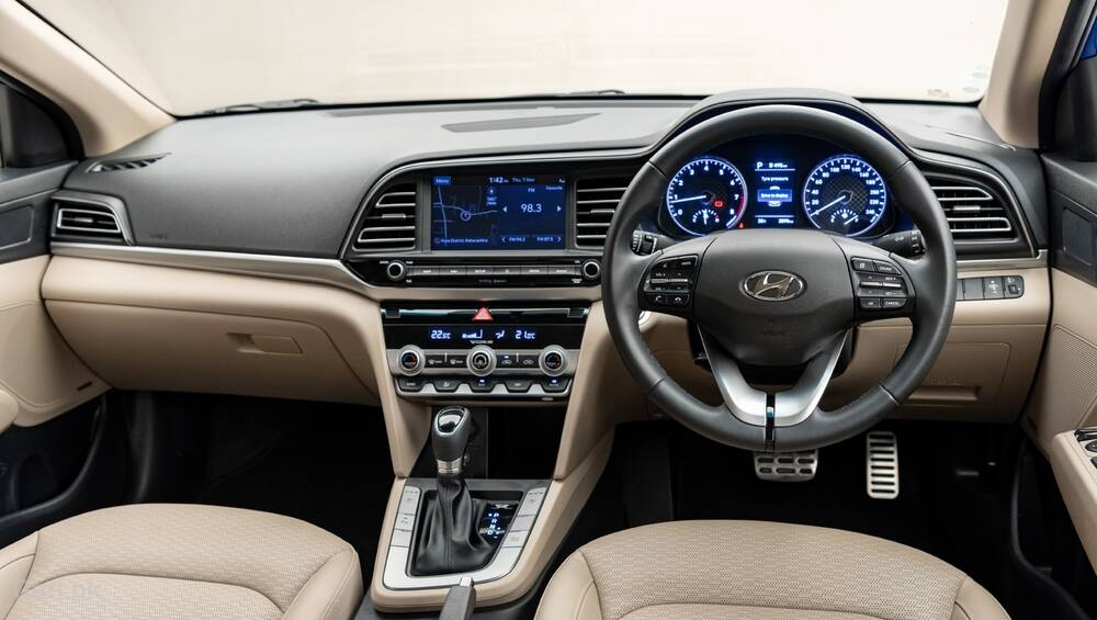 Is the Elantra 1.6 SE Pakistan's Best Sedan Value?